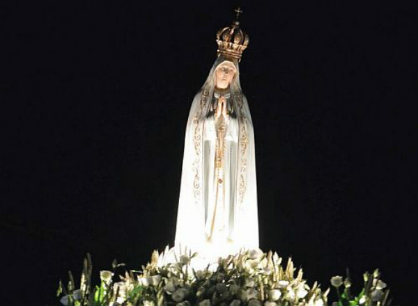 Maria van Fatima, lichtprocessie
